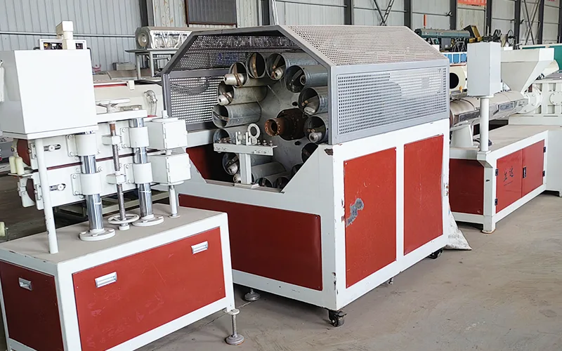 Gebruikte PVC -slangmachines